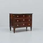1154 3672 CHEST OF DRAWERS